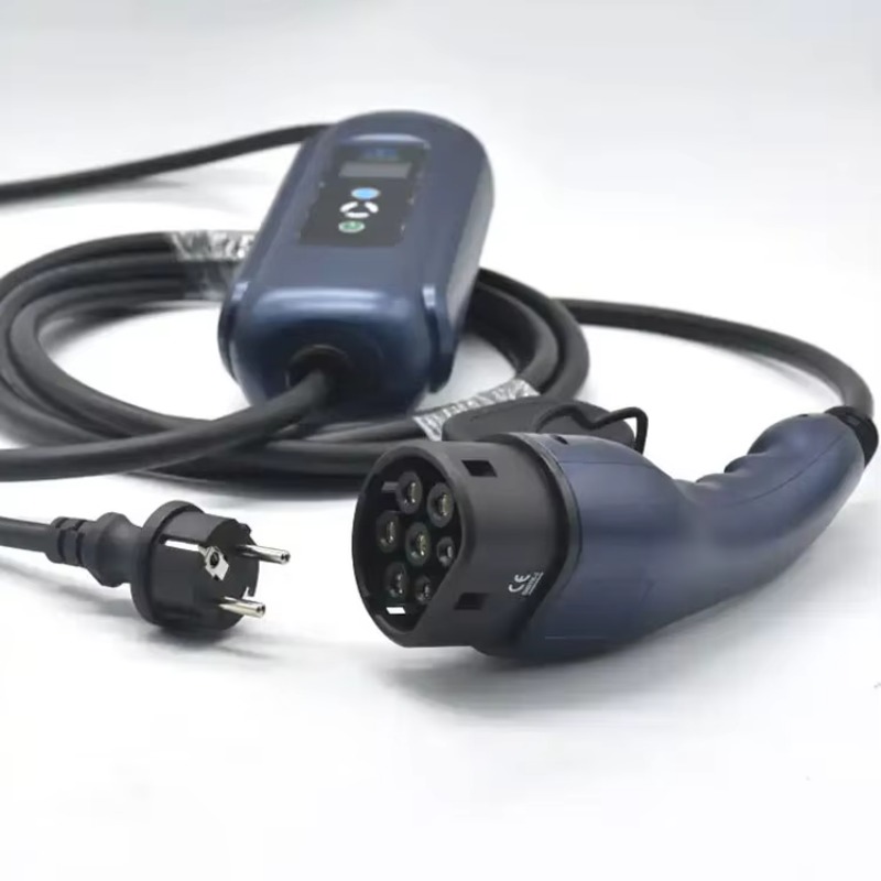 Caricatore EV Portatile Monofa - Type 2 Charger recensione e prezzo